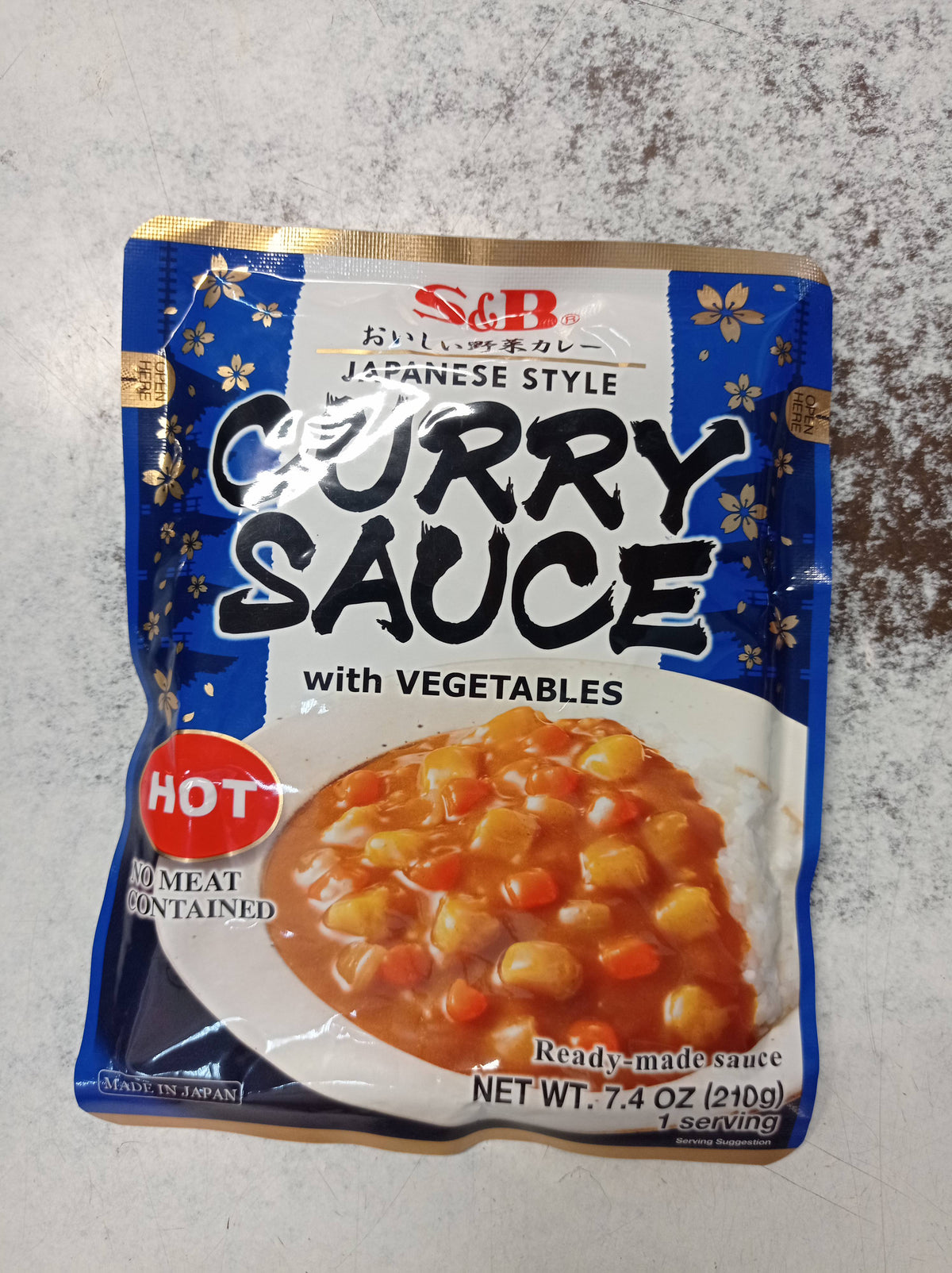 Instant Curry Sauce with vegetables s&b